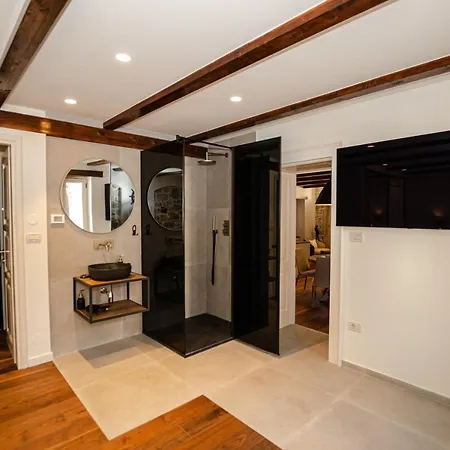 Anfora Deluxe Rovinj