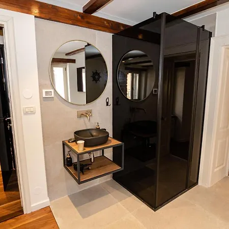 Anfora Deluxe Apartment